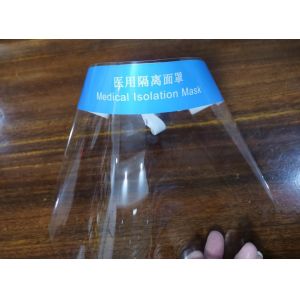 Medical lsolation mask Transparent medical isolation mask against splash