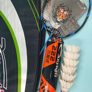 Most Popular Badminton Set with Carbon Rackets and Hybrid Shuttlecocks