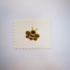 China Stylish And Lovely Bee Embroidery Patch Electroplating For Clothing on sale