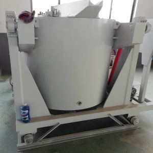 LPG Oil Fired Crucible Furnace , Oil Fired Melting Furnace For Aluminum Alloy