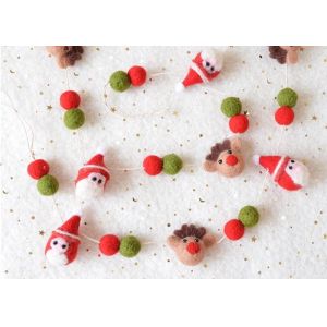 Custom Color Christmas Felt Balls Christmas Elk Pattern With White Cotton Rope