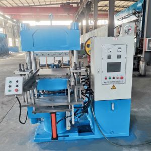 1500 KG Weight Qingdao HUICAI Rubber Vulcanizing Press for Smooth Operation