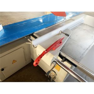 R45 Sliding Table Precision Panel Saw Wood Panel Melamine Mdf Board Cutting