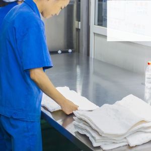 Compression Set 25% FKM Rubber Precompound with 300% Elongation