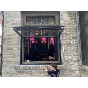 Water-Reflective Folding Window Design Amplifying Natural Light Through