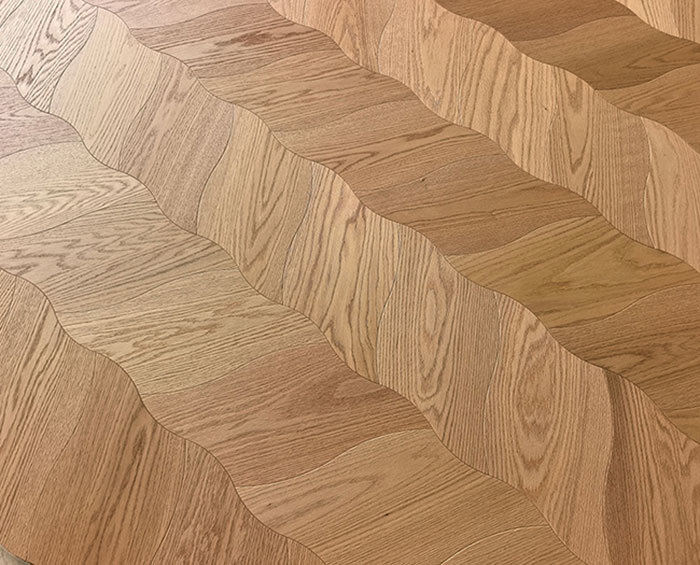 Red Oak Leaf-patterned Geometric Wood Flooring, Prime Quality