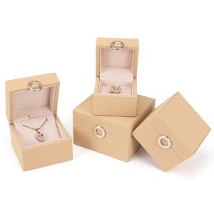 China Custom Hot Stamping Logo Four-Leaf Clover PU Leather Jewelry Box for Customized Size Rings on sale