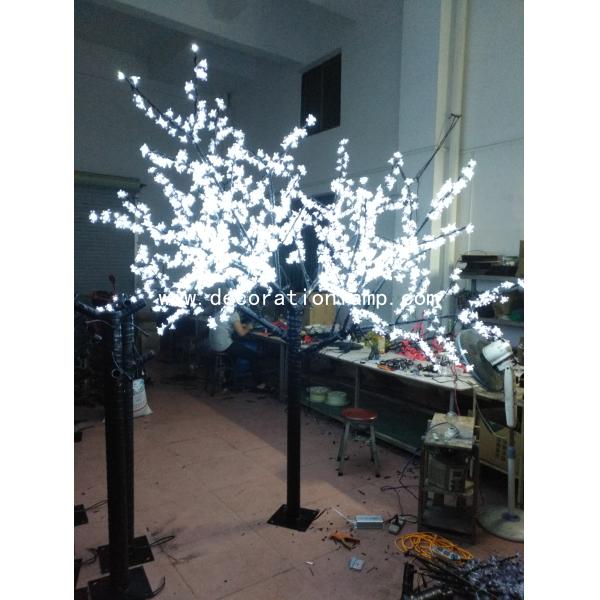 led trees outdoor