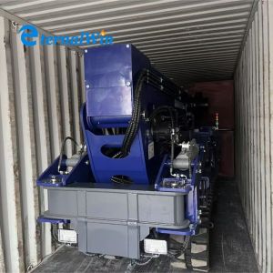 360 Degrees Slewing Angle Spider Crane Ideal for Various Lifting Applications