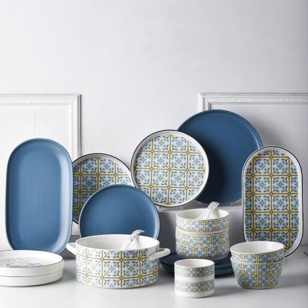 Under Glazed Technique 72 Pcs Bohemian Ceramic Dinnerware Set With Red And Blue Decal