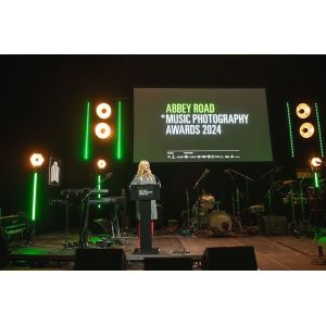 Die-Casting Aluminum Screen Customizable 576mm*576mm Indoor HD P3 LED Display