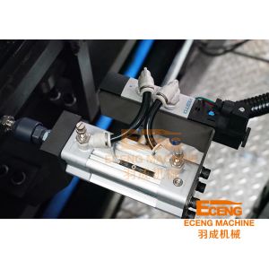 380V 50HZ 6 Cavity Stretch Blow Moulding Machine 5.5*1.8*1.9m