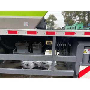 ZOOMLION 251V 25t Crane Used ZTC 251V Hydraulic Truck Crane Construction Site