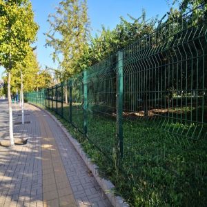 Yard Link Roll Top Welded Mesh Fencing Pvc Coated Forti V Fold Anti Climbing