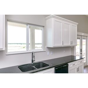 High Gloss MDF Kitchen Cabinets Lacquer Shaker Style Custom Color Cabinet