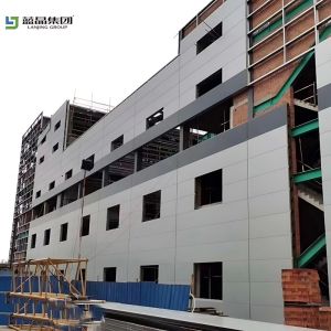 Precision Prefab Steel Warehouse Bolted Connection Portal Frame Structure