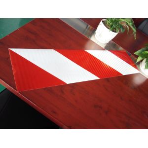 Micro Prismatic Red And Yellow Reflective Tape On Mud Flaps With Aluminium Plate