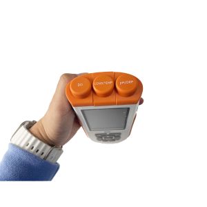 Ec10 Compact Portable PH / Cond / Do Meter For Aquaculture And Wastewater