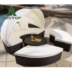 Wholesale Durable Outdoor Wicker Furniture Sunbed Unique Round Sofa With Canopy from china suppliers