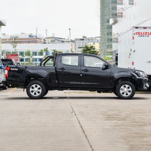 Upgrade Your Logistics Transportation with ISUZU JIM 4X4 4WD Diesel Pickup Touch