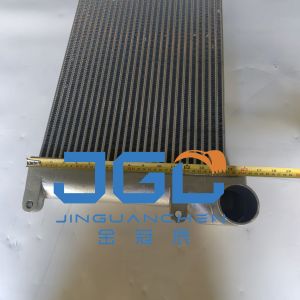 ZAX200 ZAX200-6 ZAX200-1 EX200-6 Diesel Engine Radiator 4448338 4424522 4448104