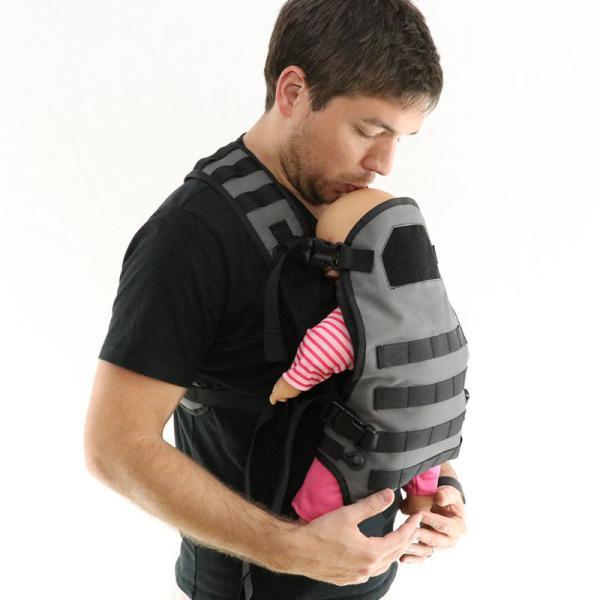 Quality Functional Baby Carrier Tactical Vest With Breathable Mesh Shoulder Straps for sale