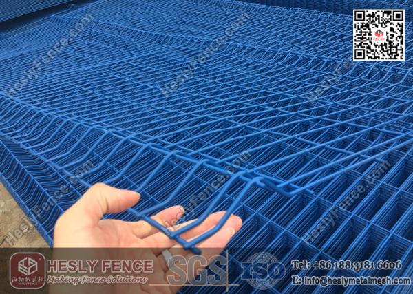 blue color welded wire mesh fencing