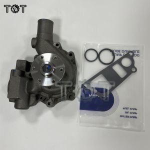 China 6206-61-1102 6205-61-1202 S4D95 S6D95 Engine Water Pump For PC100-5 PC220-5 on sale