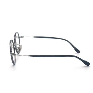 TD065 Lightweight Titanium Frame with retro round eyeshape