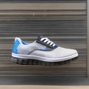 China Recyclable Eco Friendly Shoes Leisure Knitted Campus Running Sports Shoes on sale