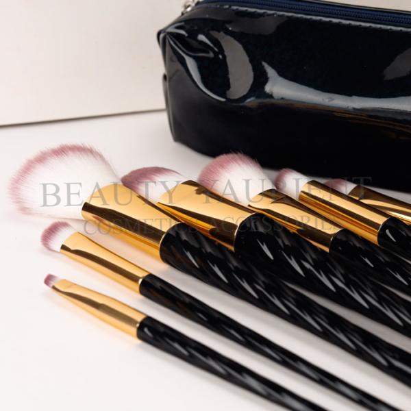 Antibacterial Face Makeup Brush Set 7piece With Fishtail Plastic Handle