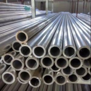6061 6063 Aluminum Alloy Tube Extruded Round / Rectangular 610mm
