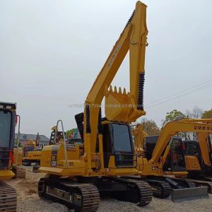 Shanghai good used excavator Komatsu PC130 with 13000 KG weight and 48 kw power