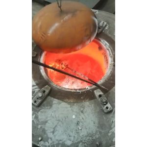 Crucible Scrap Aluminum Melting Furnace 90KW Power Energy Saving OEM