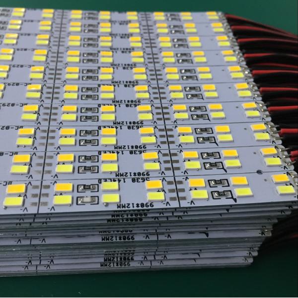 Self Adhesive Waterproof LED Light Strips Lamp Body Material Aluminum