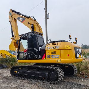 Earthmoving Mining CAT 320D2 Excavator 20 Ton Used Digger