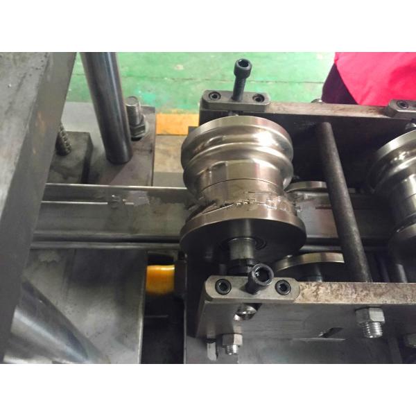 Automatic Light Guage C Track Stud Roll Forming Machine Frame Ceiling Making7