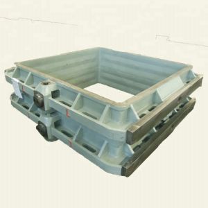 Sand box for moulding line