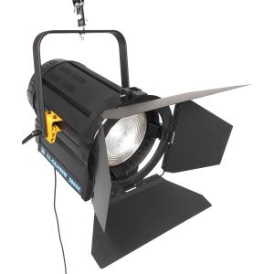 5800K HMI Fresnel Replacement 450W LED TLCI>97 for Film and Studio Lighting