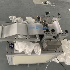 Horizontal 4 Side Seal Nonwoven Medical Mask Making Machine