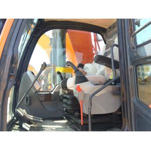 Top Rated Doosan DX300 Excavator with 1.5M³ Bucket Capacity and 30000 KG Machine