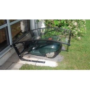 Stable Base PC Transparent 103cm Robot Mower Garage