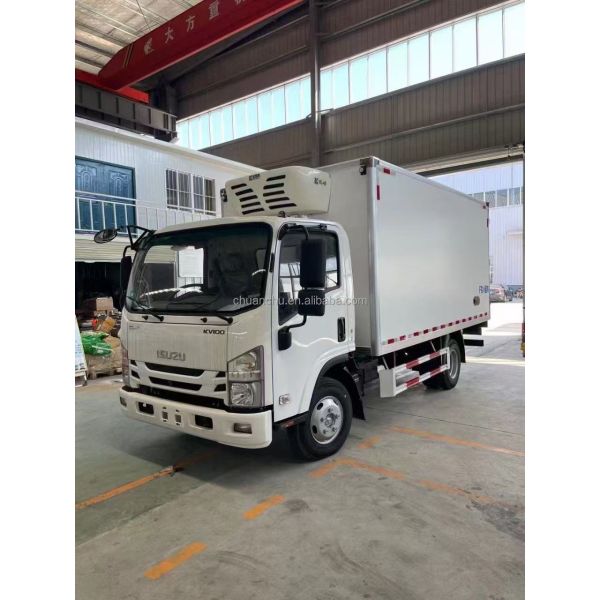 Customizable FOTON 8 Ton Van Body Refrigerated Truck with Hook Carrier and Custom Dimensions L x W x H mm 3370