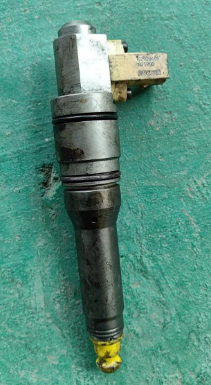 Komatsu Plunger Pump Solenoid Valve, PC200-8/PC300-8 702-21-57400 320B/C Solenoid Valve 139-3990