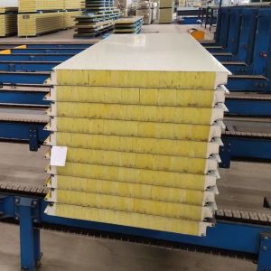 China Customizable 64kg/m3 Glasswool Sandwich Panel With Free Sample on sale