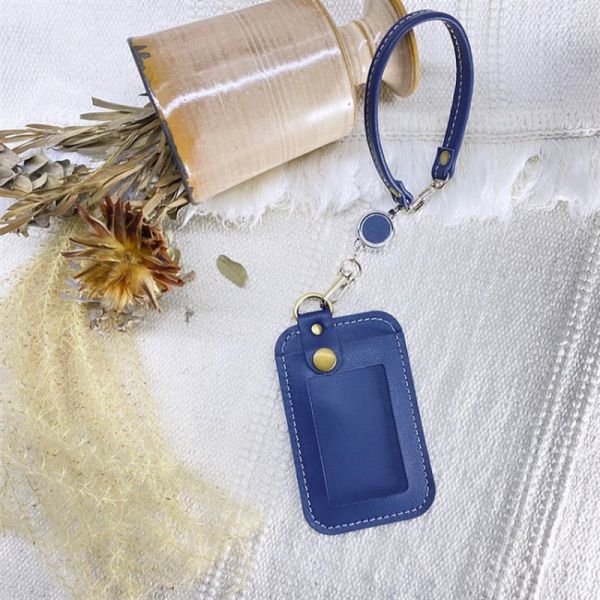 Package Size 9*6.5*0.5CM PU Leather Credit Card Holder Keychain for Women's Essentials