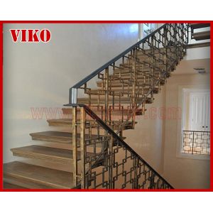 Floating Staircase VK49C Wrought Iron LED Light strip StringerBeech Tread