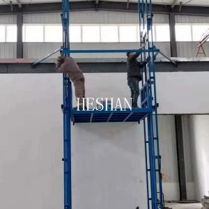 China Chain Cargo Lift Elevator Sandwiching Electric Goods Lift For Warehouse on sale