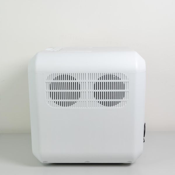 Explosion Proof Handheld Fast Charge Within 3 Hours 1500W Portable Solar Generator With Bluetooth For Outdoor Camping