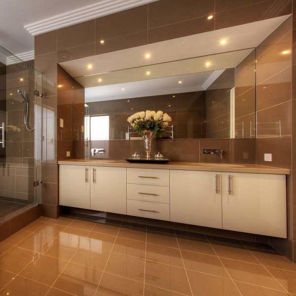 Modern White Glossy Lacquer MDF Flat Panel Bathroom Vanity Cabinet With Mirrors